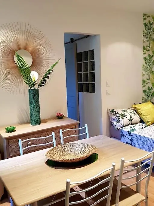 Appartement Reve De Coco, Le Port A Pied à Sanary-sur-Mer